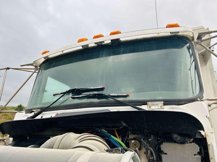 kenworth-t800-image-37