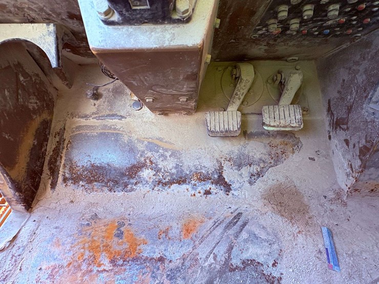 1993-caterpillar-773b-image-48