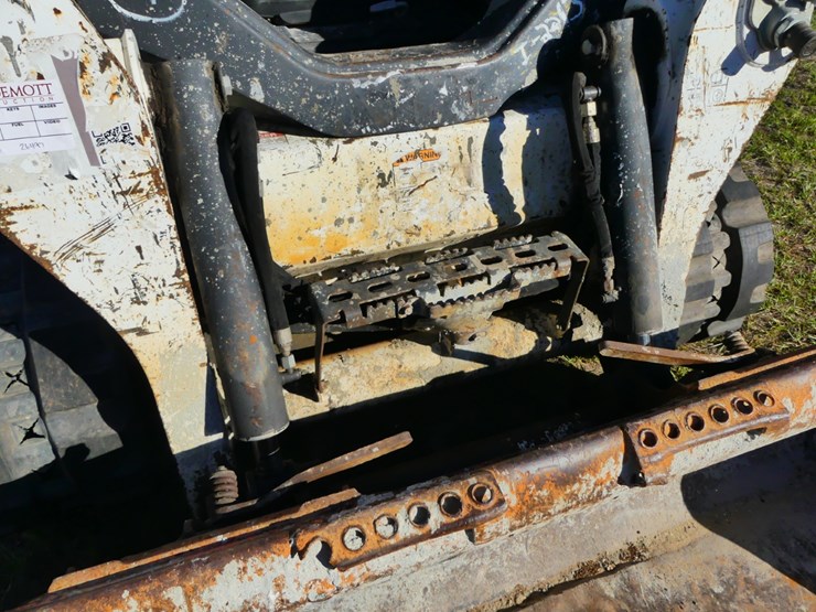 2018-bobcat-t590-image-10