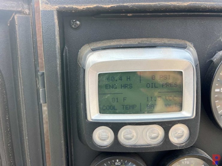 john-deere-4045hf285-image-13