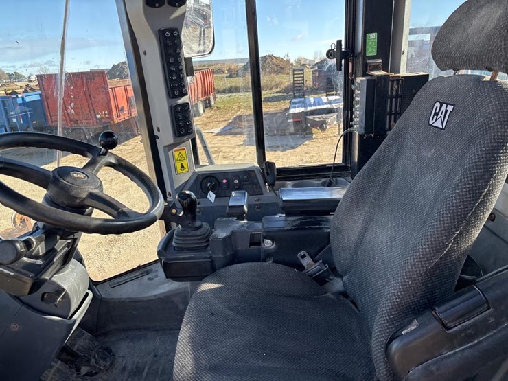 caterpillar-950k-image-36