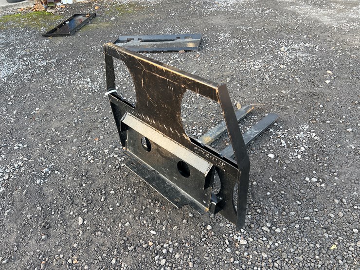 #819-•-kc-mini-skid-forks-image-3