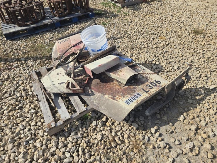 #5860-•-woods-5'-mower-image-3