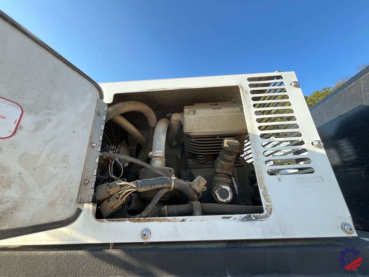 2017-ford-f550-xl-image-23