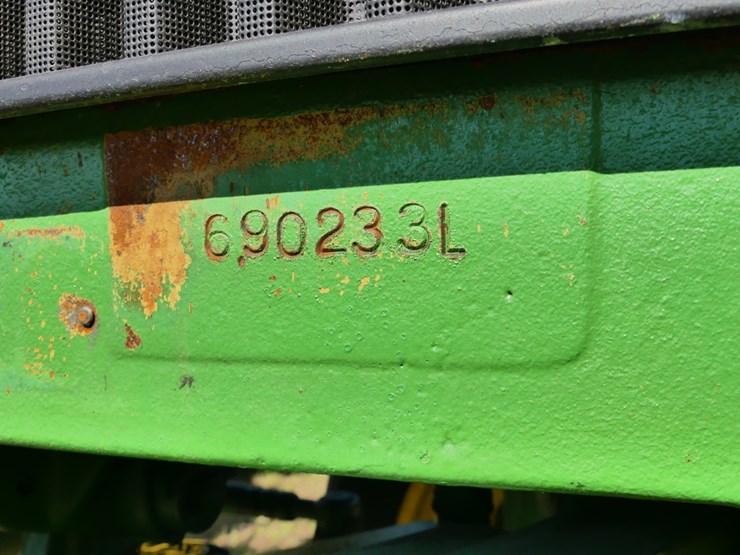 john-deere-2155-image-16