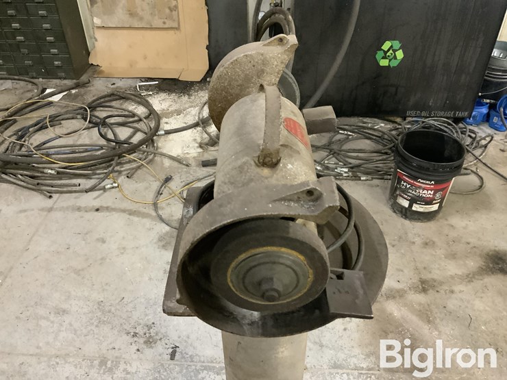 wissota-e16g-bench-grinder-image-4