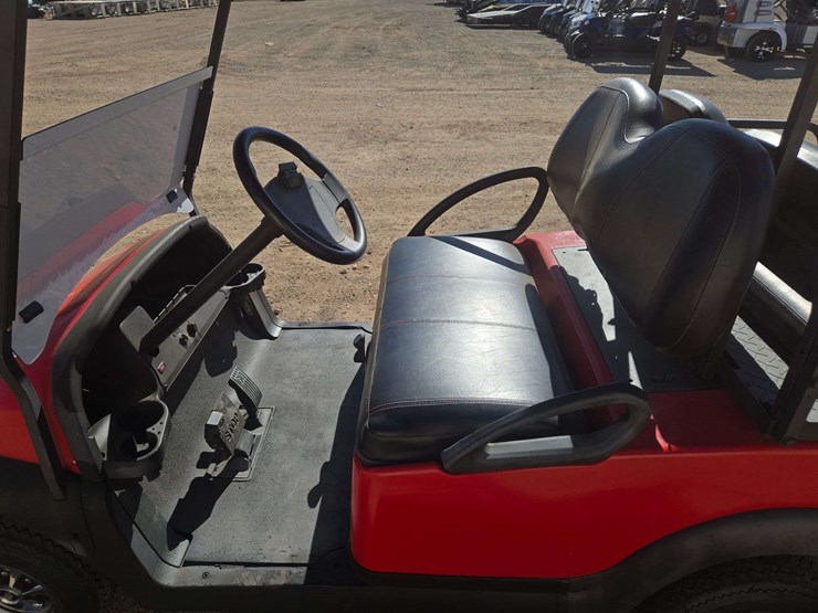 2012-club-car-golf-cart-image-10