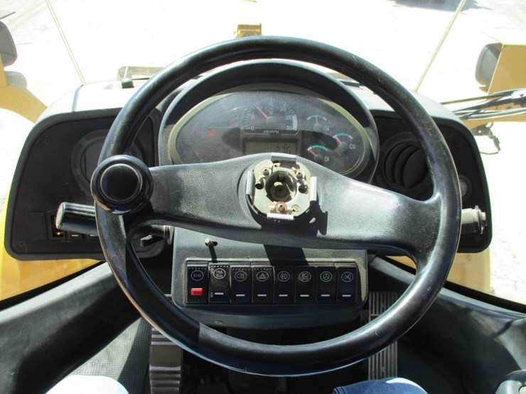 2011-liugong-842-iii-image-12