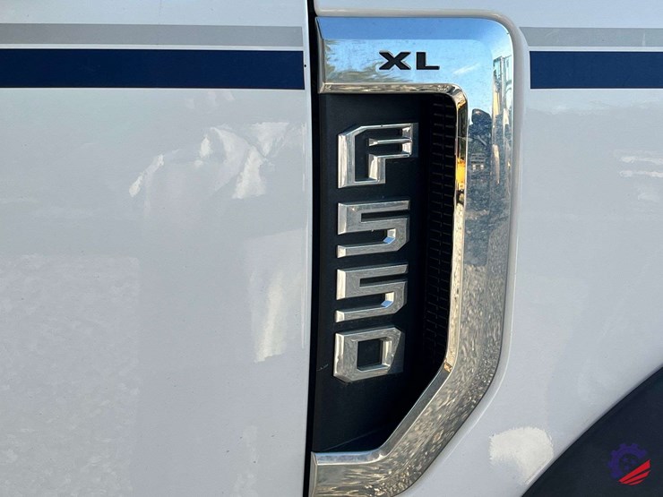 2017-ford-f550-xl-image-53