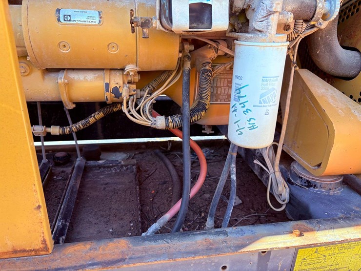 caterpillar-150-kw-image-11