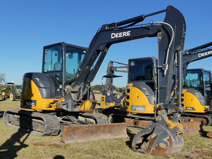 2020-deere-50g-image-2
