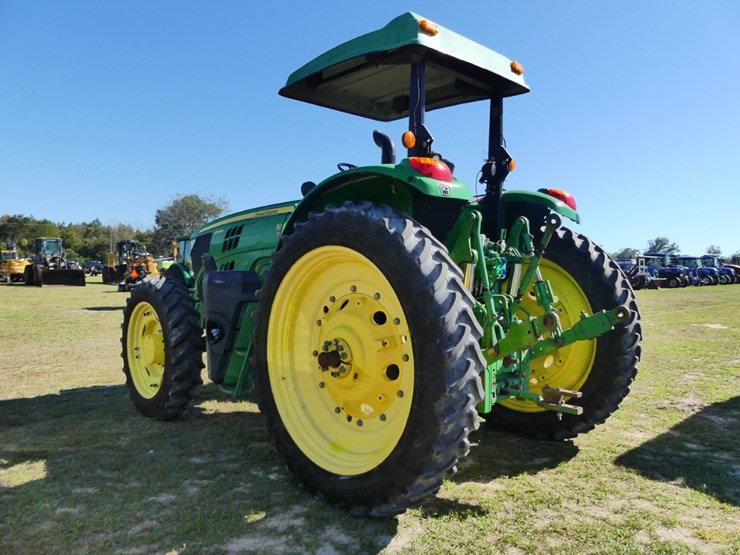 2019-john-deere-6145m-image-3