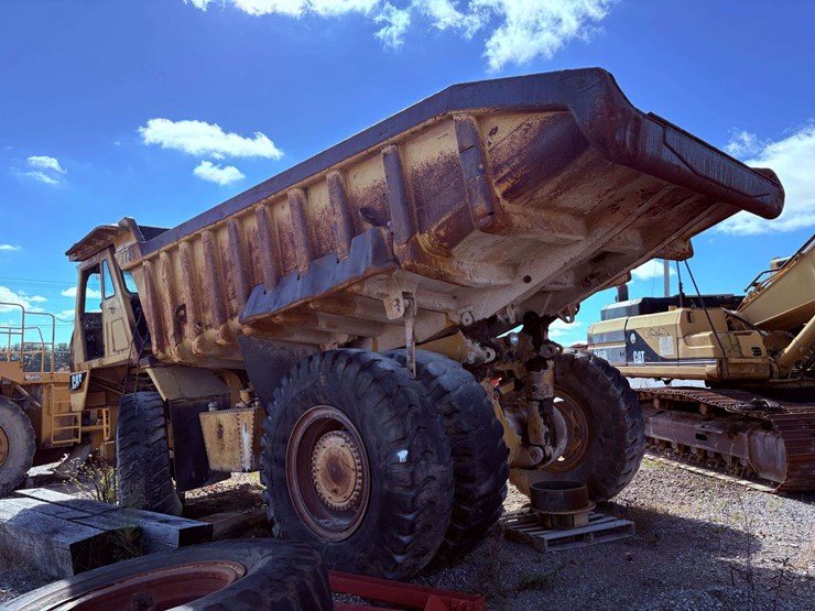 1985-caterpillar-773b-image-3