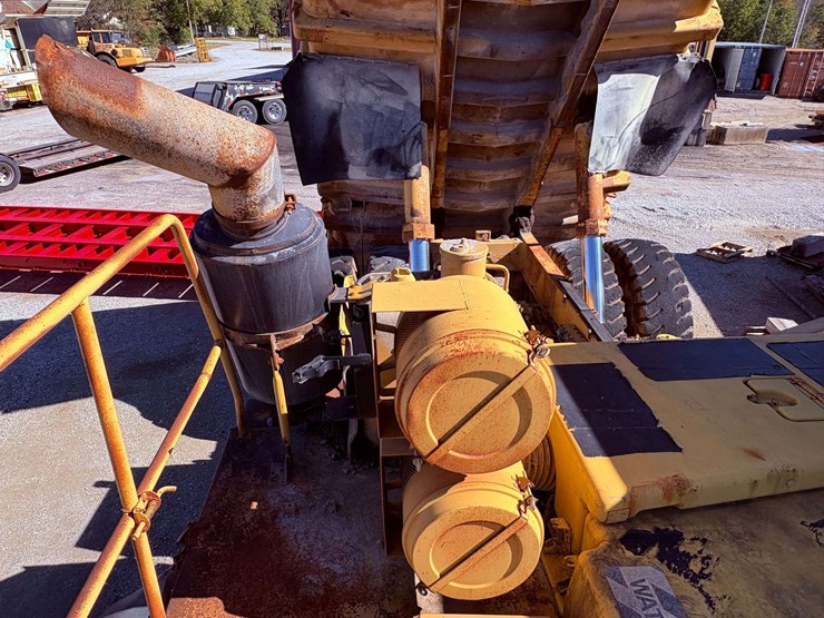 1981-caterpillar-773b-image-16