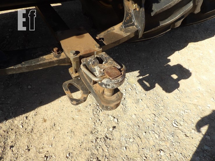 new-holland-t9040-image-7