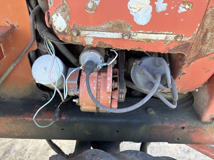 ditch-witch-2300-image-18