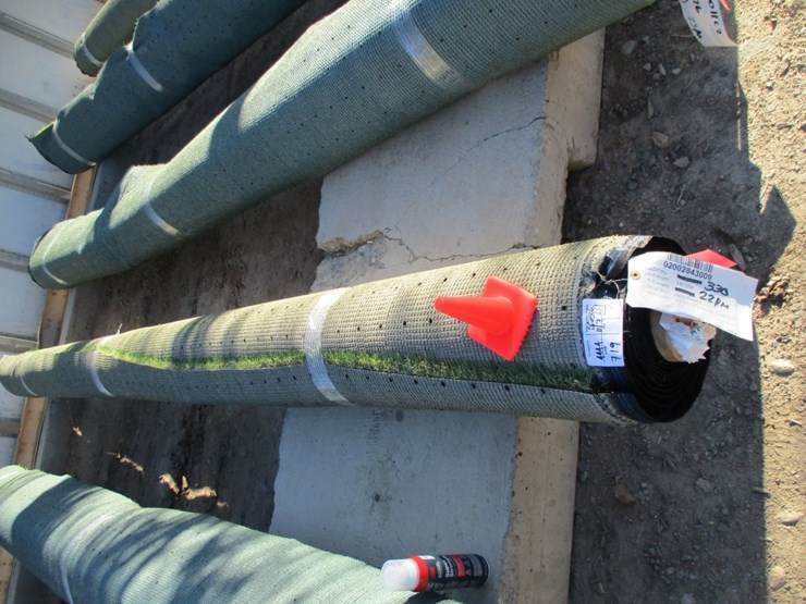 unused-roll-of-artificial-turf-image-2
