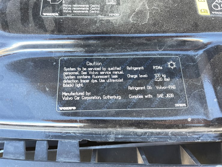 2010-volvo-xc90-image-116