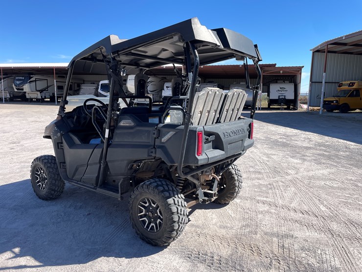 2021-honda-pioneer-700-image-7