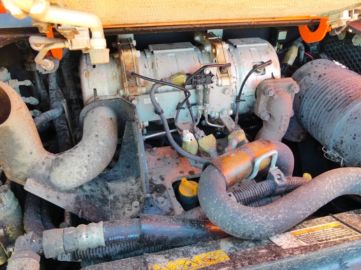 2019-kubota-svl75-2-image-9