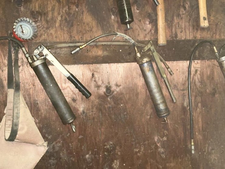 #761-•-grease-guns,-hammers,-assorted-tools/parts-image-7