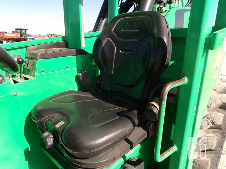 2017-sky-trak-10042-image-6