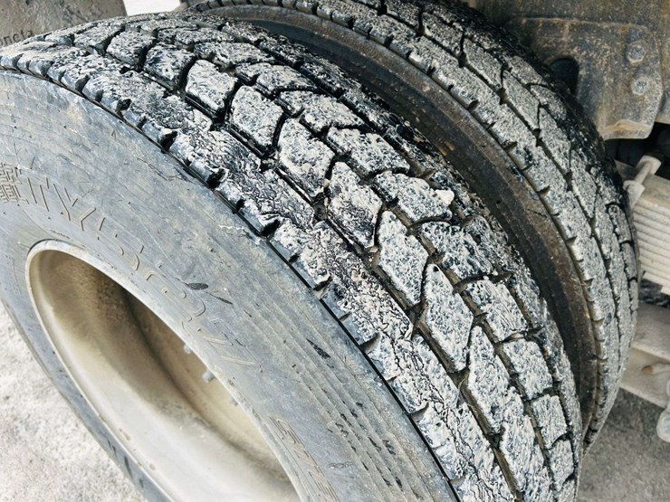 1997-international-paystar-5000-image-22