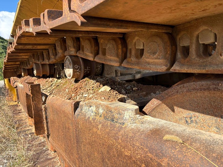 1995-caterpillar-375l-image-30