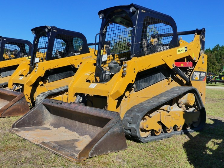 2019-caterpillar-259d-image-1