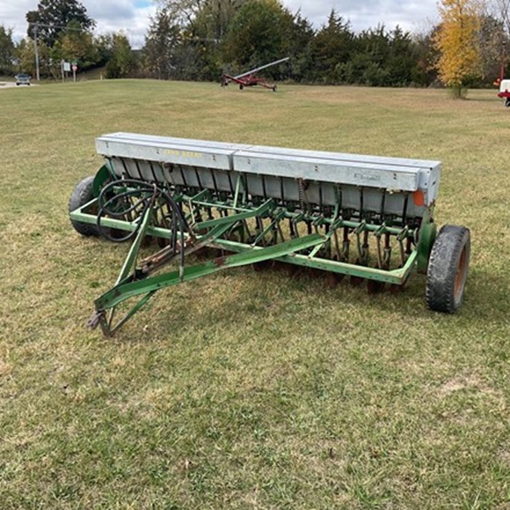 1946 JOHN DEERE 187B