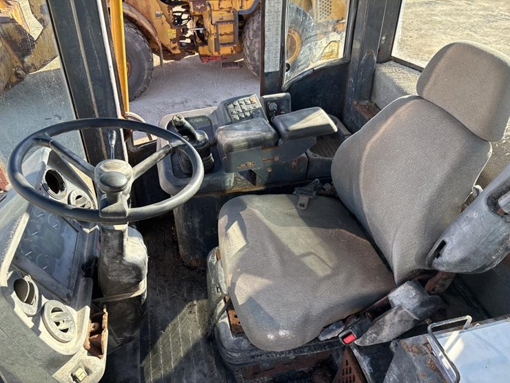 deere-724j-image-36
