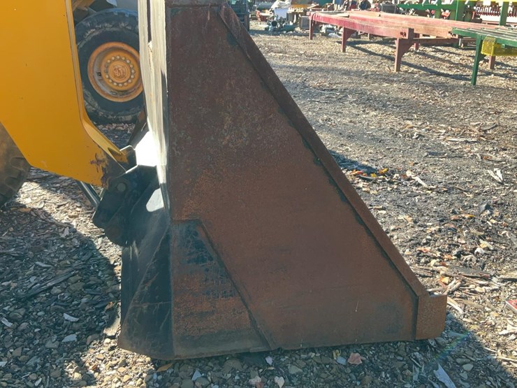 2018-jcb-506c-image-45