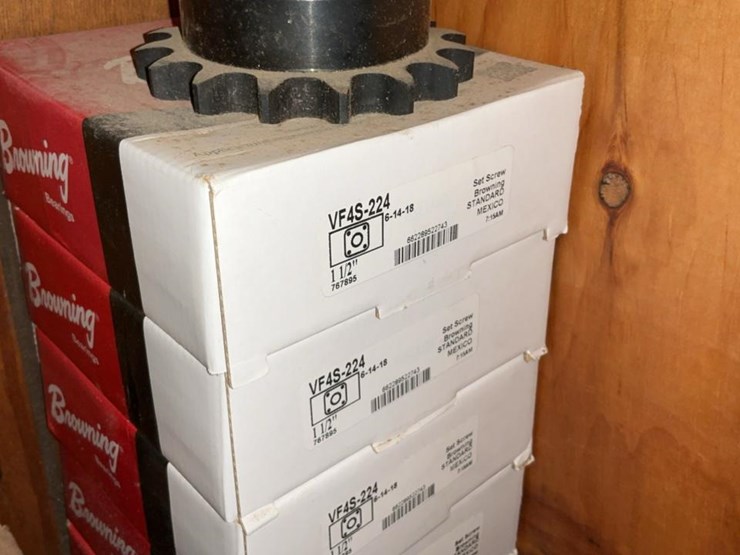 #752-•-bushings,-sprockets-and-miscellaneous-parts-image-31