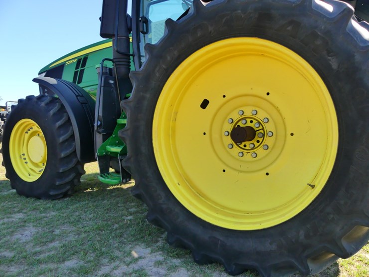 2020-john-deere-7230r-image-9