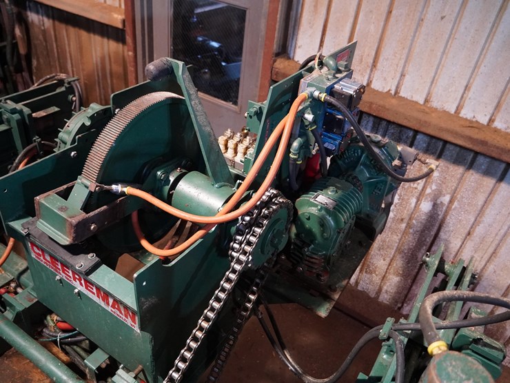 #115-•-cleereman-carriage-image-24