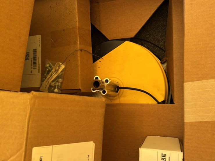 #238-•-bigass-fan-image-2