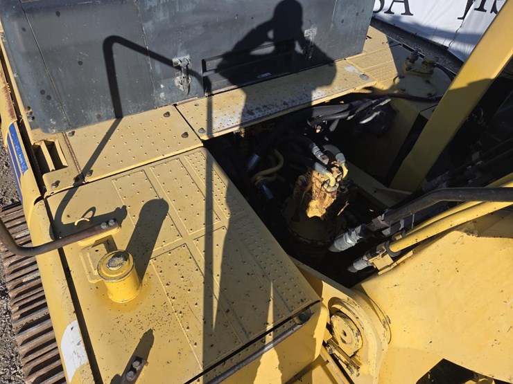 komatsu-pc400-image-39