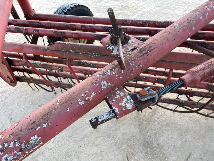 massey-ferguson-5-image-13