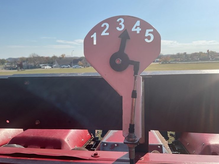 1993-case-ih-1666-image-21