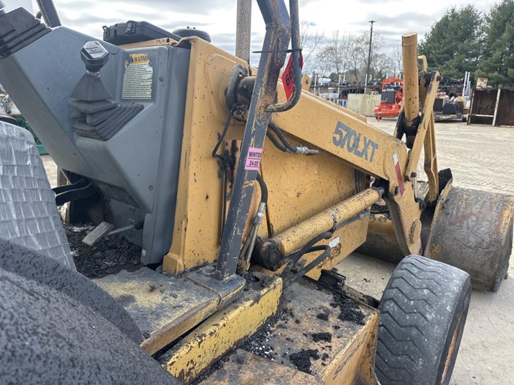 case-570l-xt-image-16