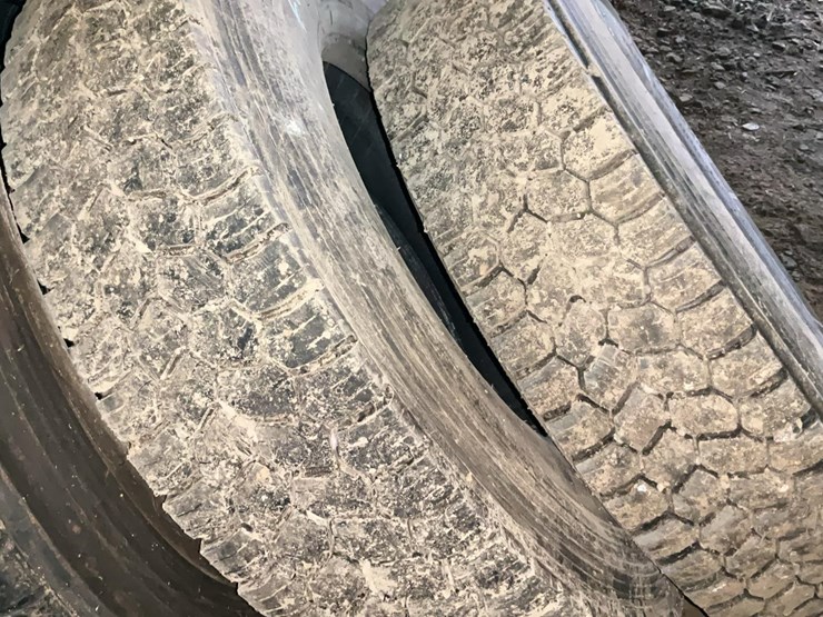 #606-•-truck-tires-image-4