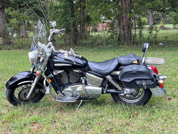 1998-honda-vt1100c3-shadow-aero-motorcycle-image-2