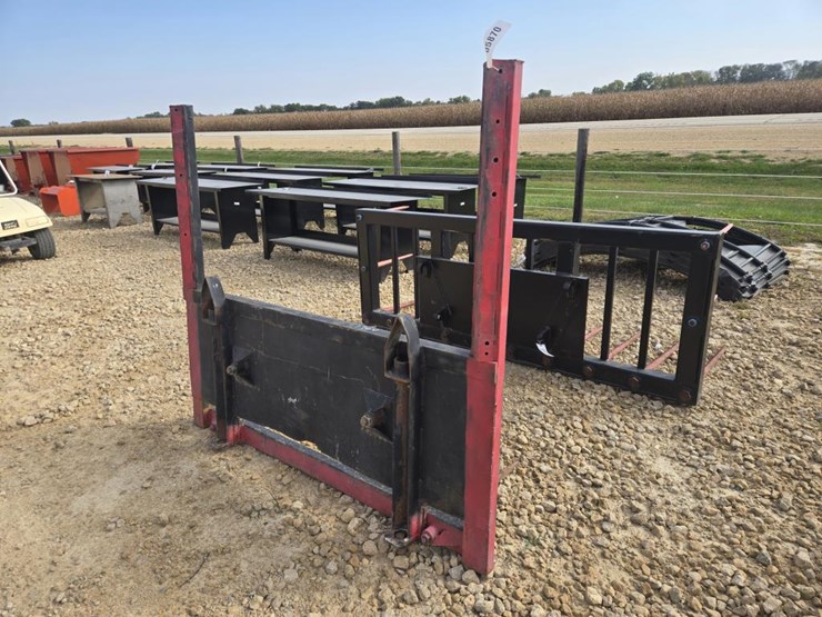 #5870-•-westendorf-big-square-bale-mover-image-3