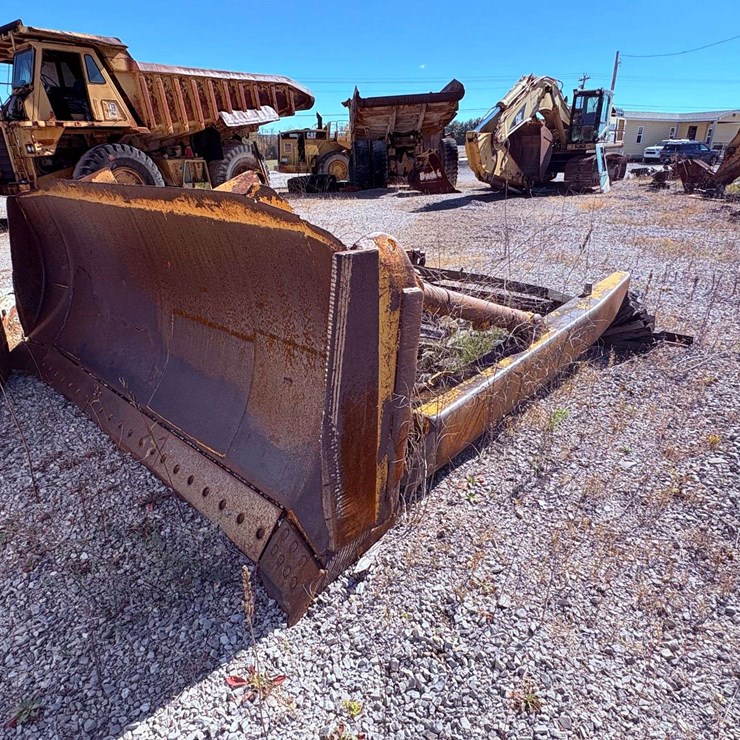 CAT SEMI-U PUSH BLADE