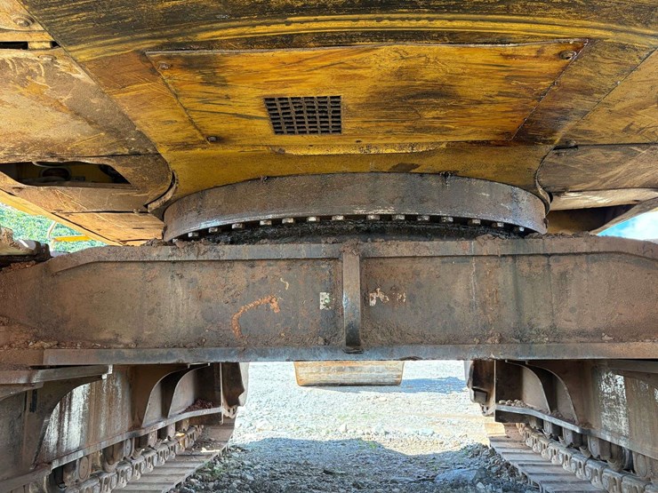 1999-caterpillar-375l-image-16