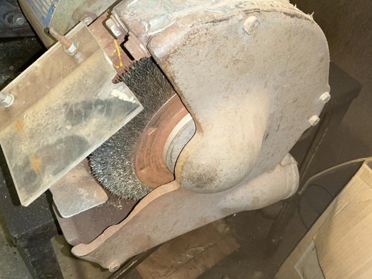 #765-•-grinder-and-steel-table-image-5