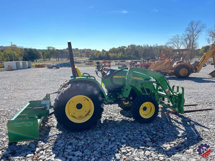 john-deere-4105-image-3