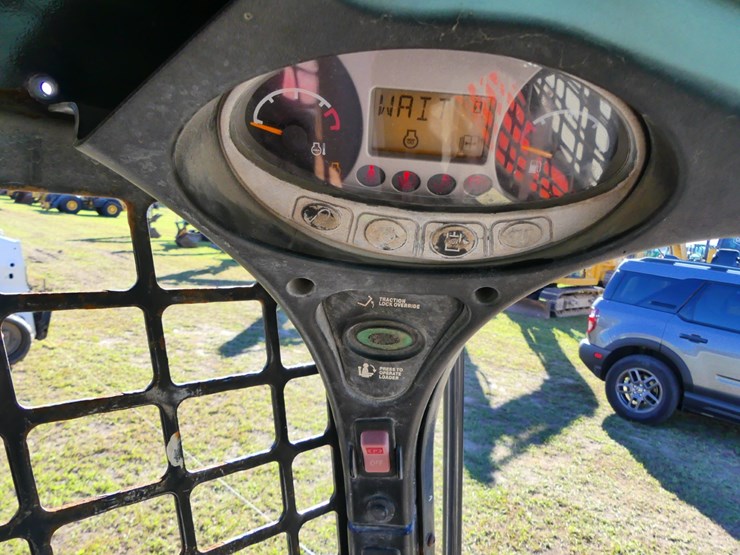2018-bobcat-t590-image-15