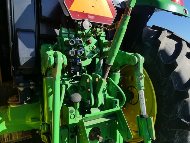 2021-john-deere-6120m-image-6