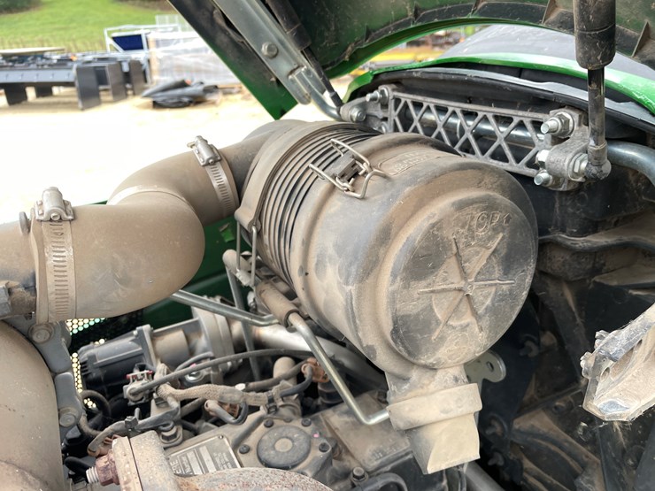 john-deere-3032e-image-64